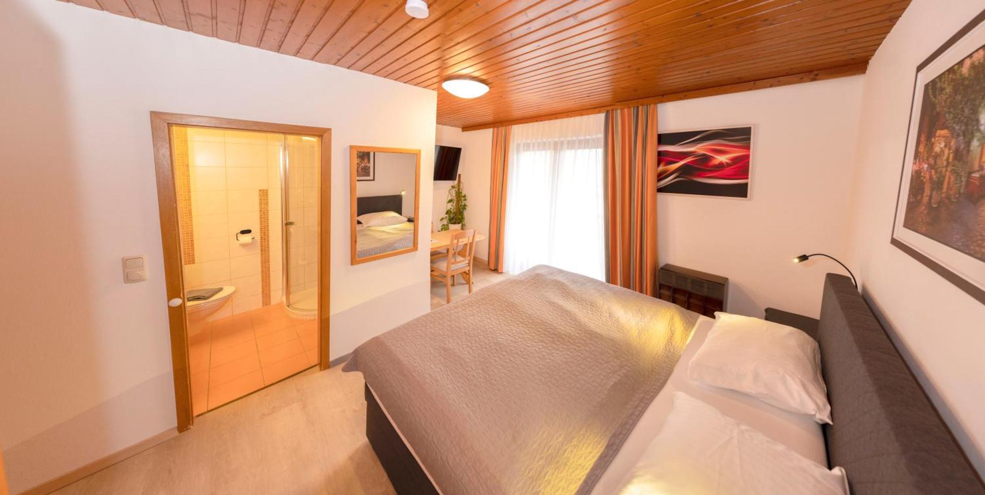 Hotel Wirt Z'Minsta Altmuenster Exterior photo